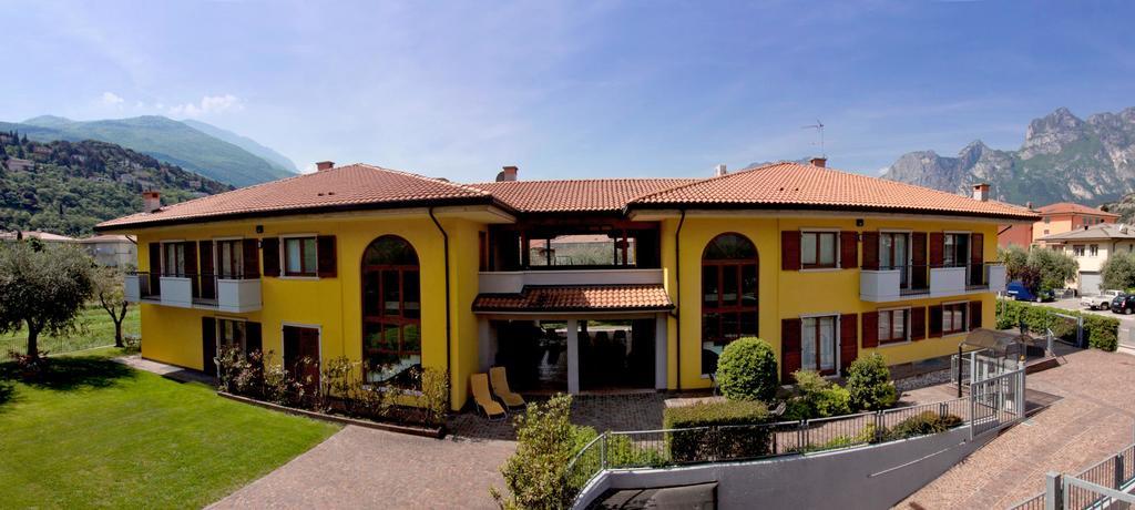 Aparthotel Casa Carla Torbole Sul Garda Exteriér fotografie